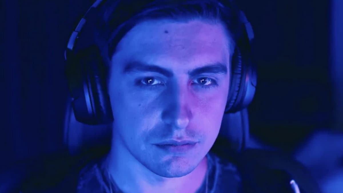 Shroud en su anuncio con Mixer